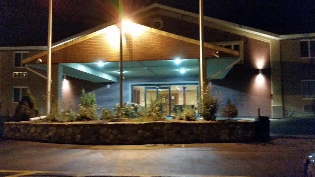 Americas Best Value Inn Ozark Exterior photo